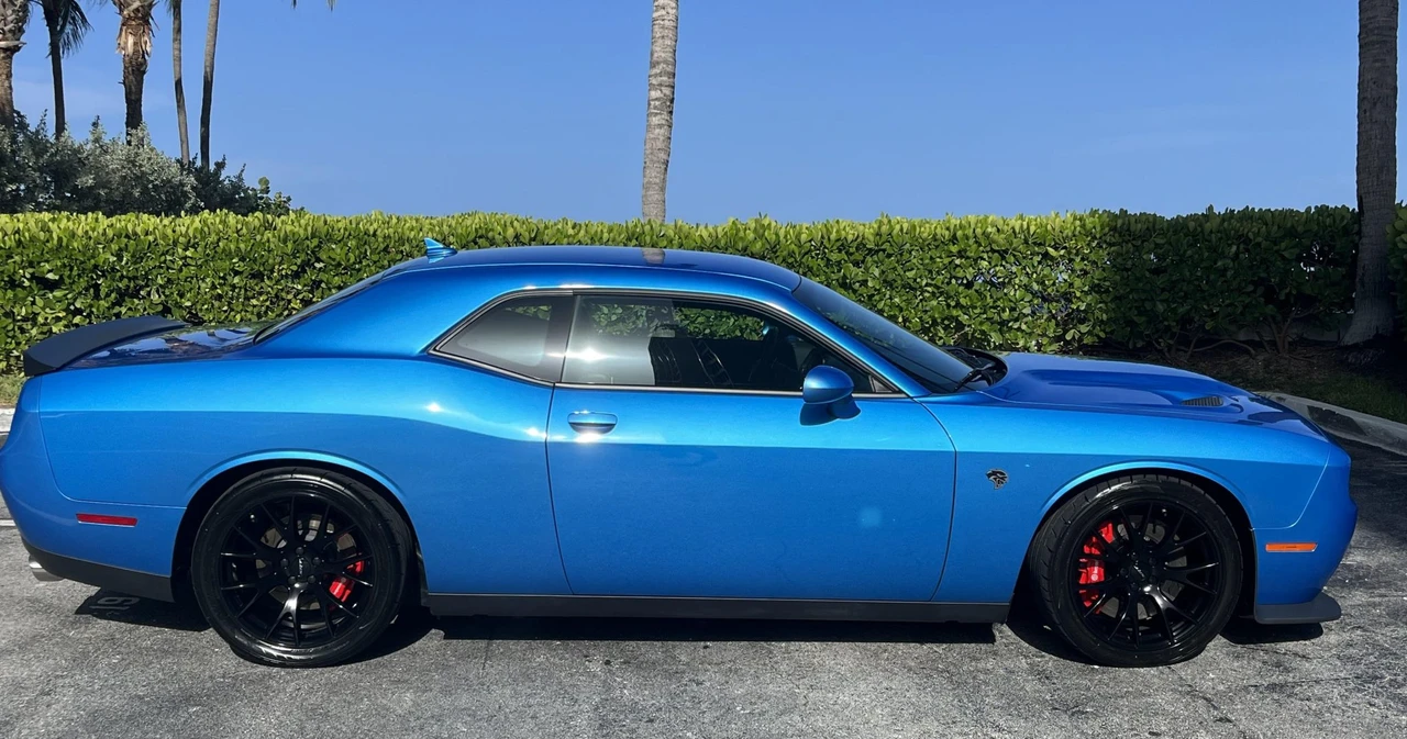 2016 Dodge Challenger SRT Hellcat 3rd Gen - Image 20 of 31