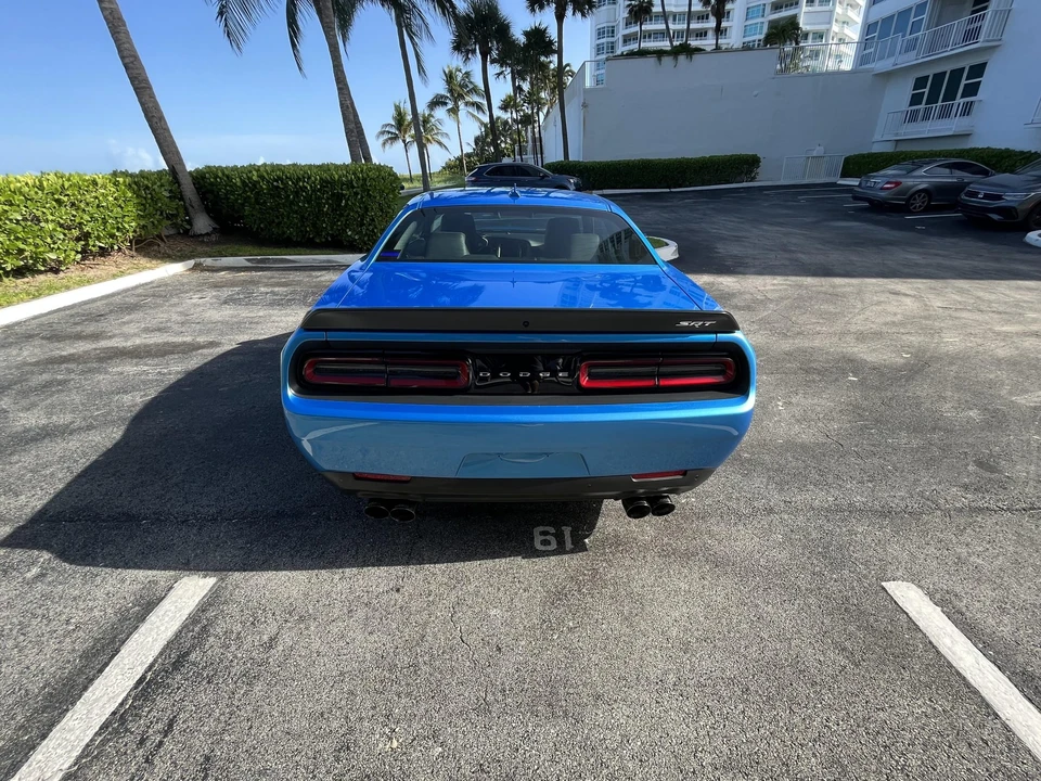 2016 Dodge Challenger SRT Hellcat 3rd Gen - Image 27 of 31