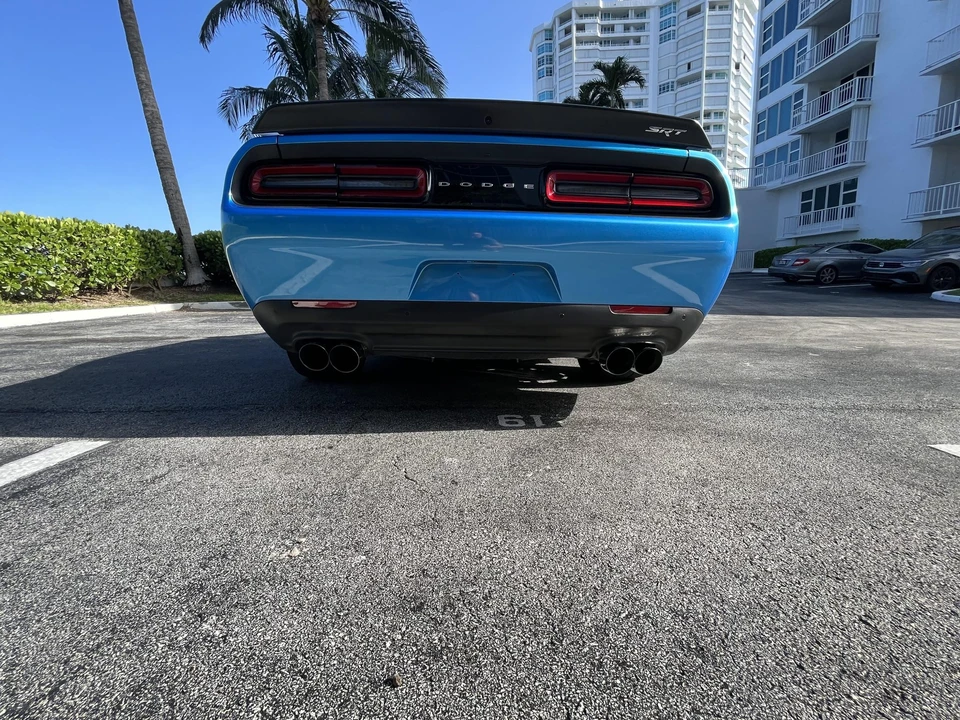 2016 Dodge Challenger SRT Hellcat 3rd Gen - Image 25 of 31