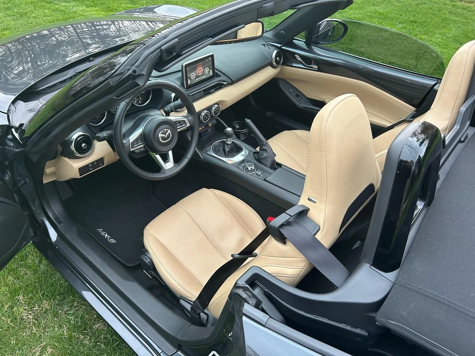 2016 Mazda ND MX-5 Miata - Image 18 of 31