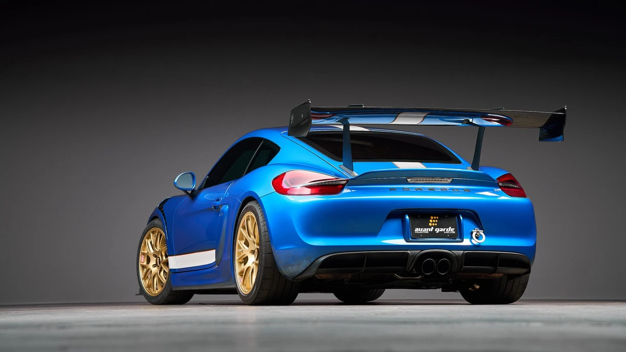 2016 Porsche 981 Cayman GT4 - Image 5 of 31