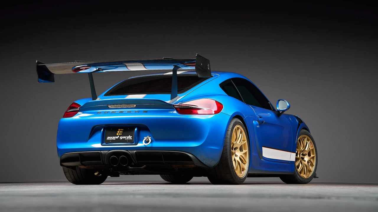 2016 Porsche 981 Cayman GT4 - Image 7 of 31