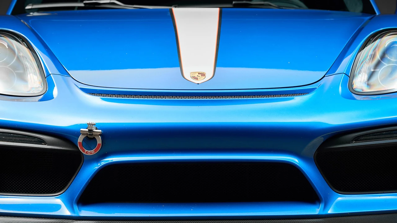 2016 Porsche 981 Cayman GT4 - Image 16 of 31