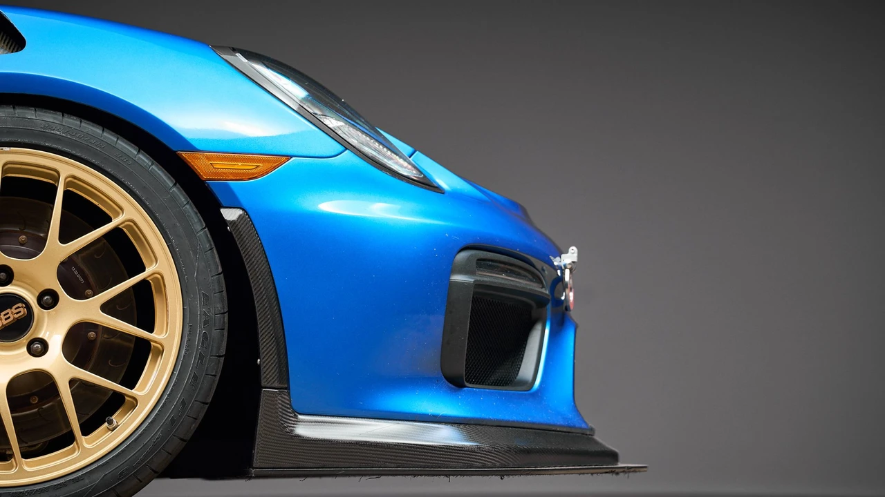 2016 Porsche 981 Cayman GT4 - Image 21 of 31