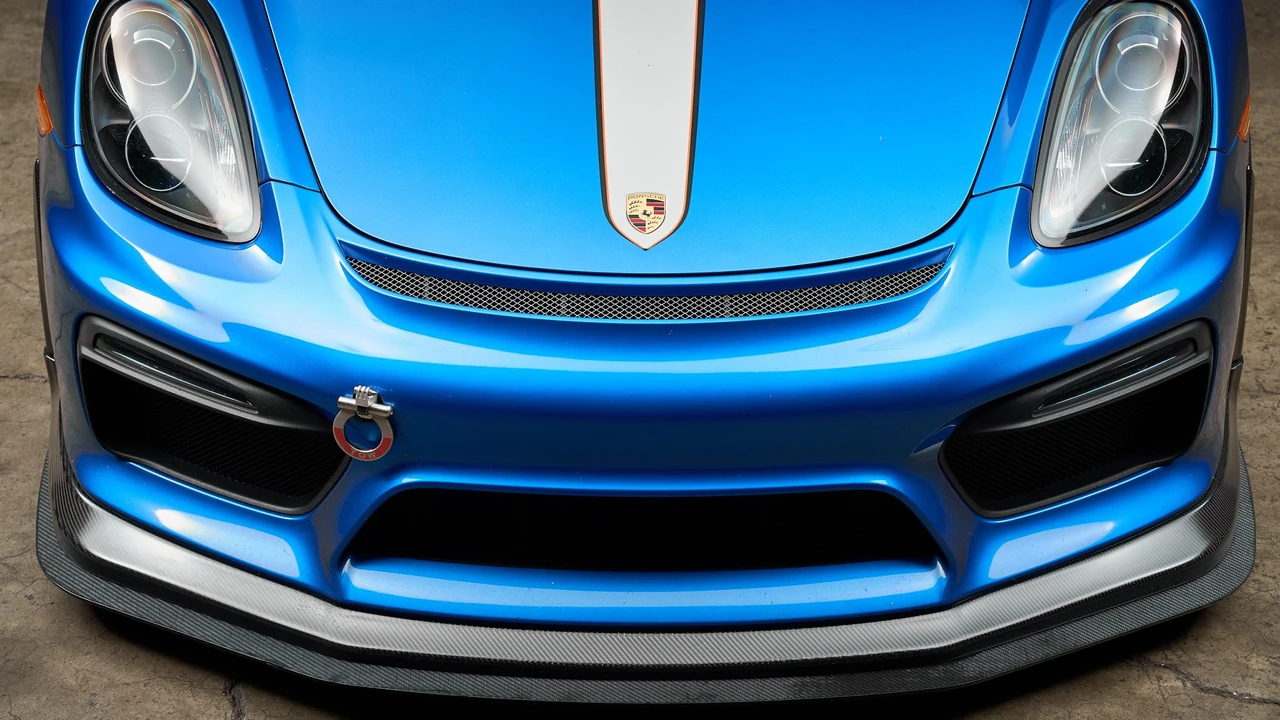 2016 Porsche 981 Cayman GT4 - Image 24 of 31