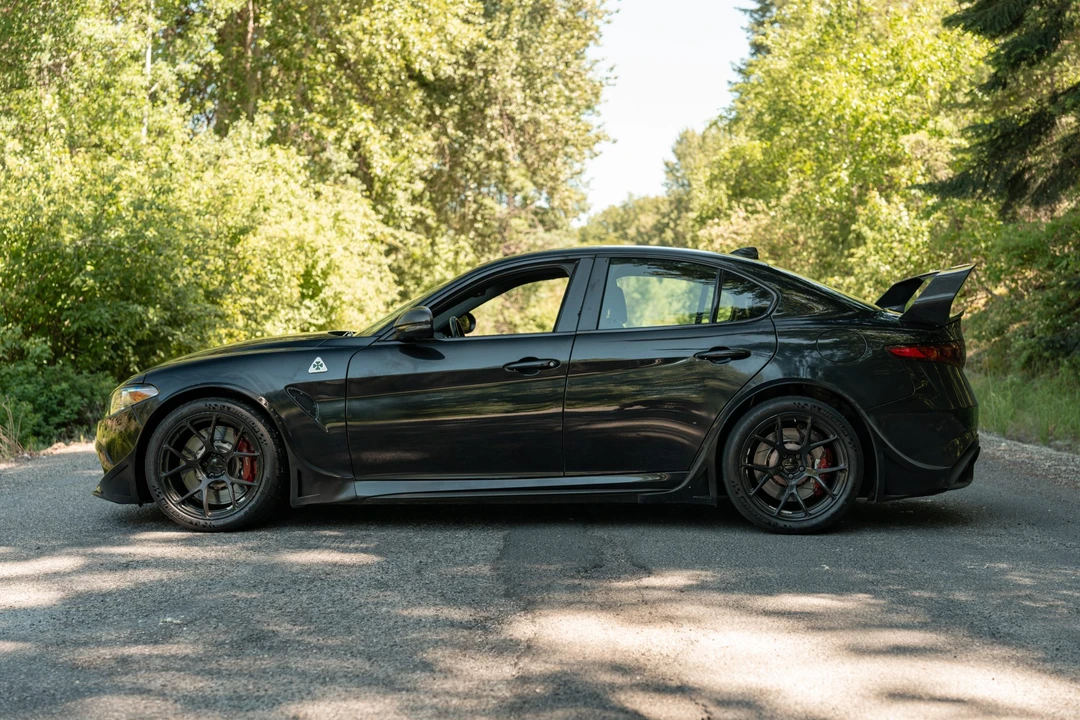 2017 Alfa Romeo Giulia Quadrifoglio - Image 15 of 31