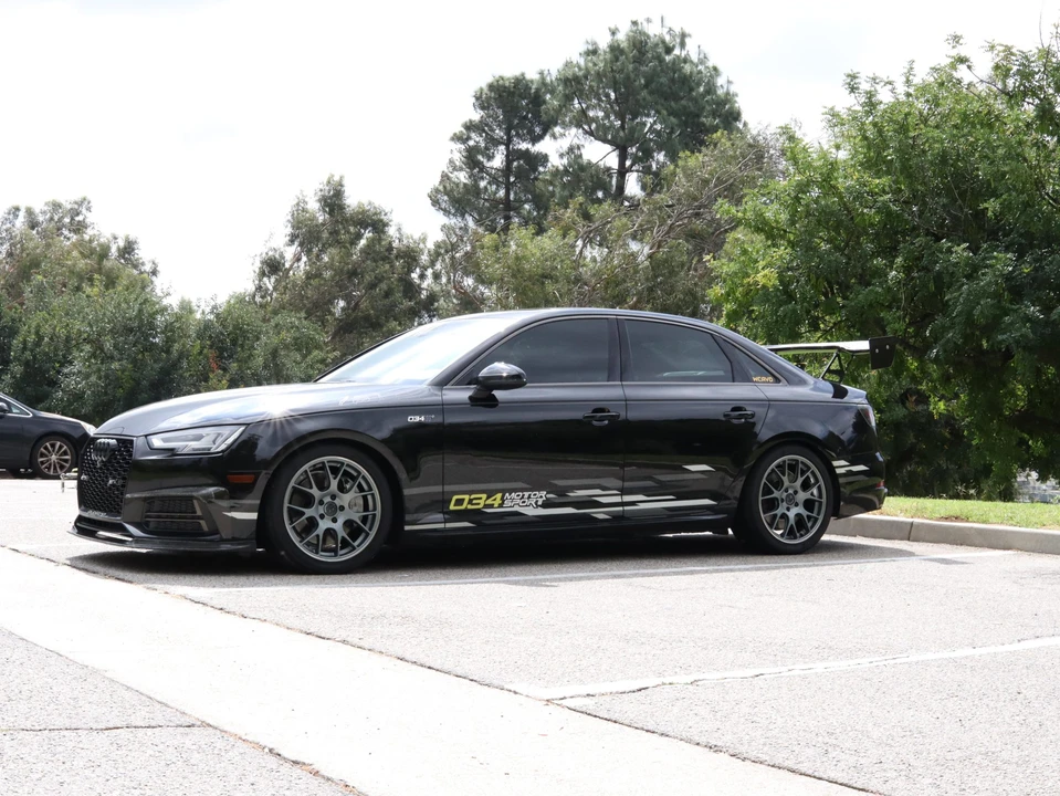 2017 Audi B9 A4 - Image 6 of 31