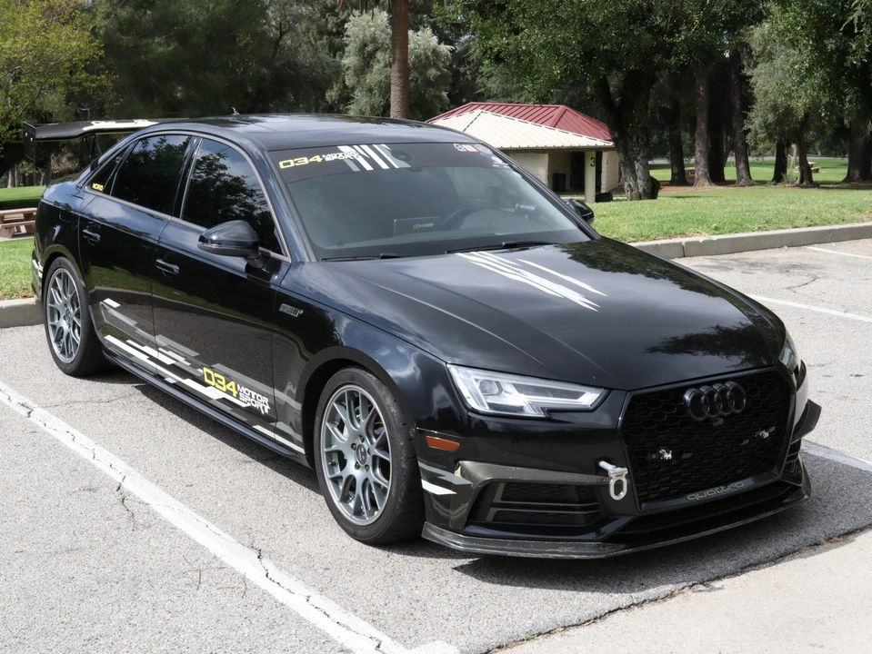2017 Audi B9 A4 - Image 2 of 31