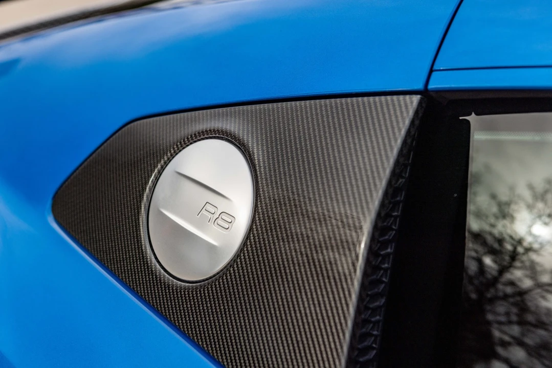 2017 Audi 4S R8 - Image 20 of 31