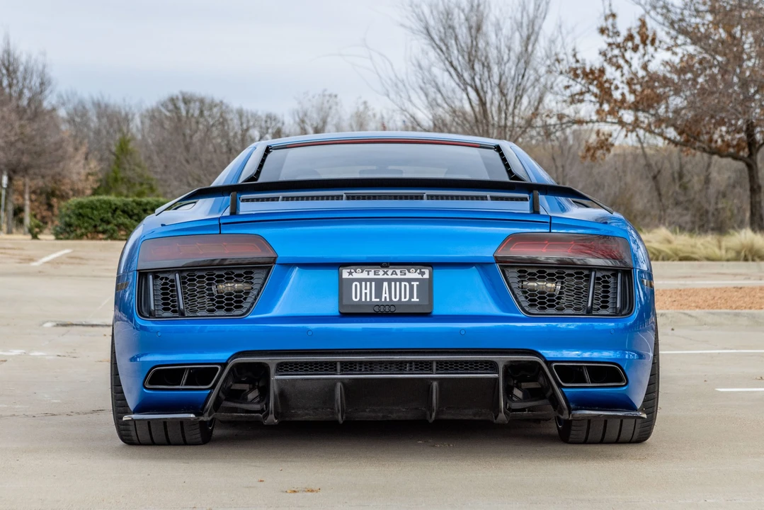 2017 Audi 4S R8 - Image 8 of 31