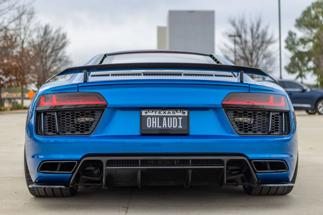 2017 Audi 4S R8 - Image 9 of 31