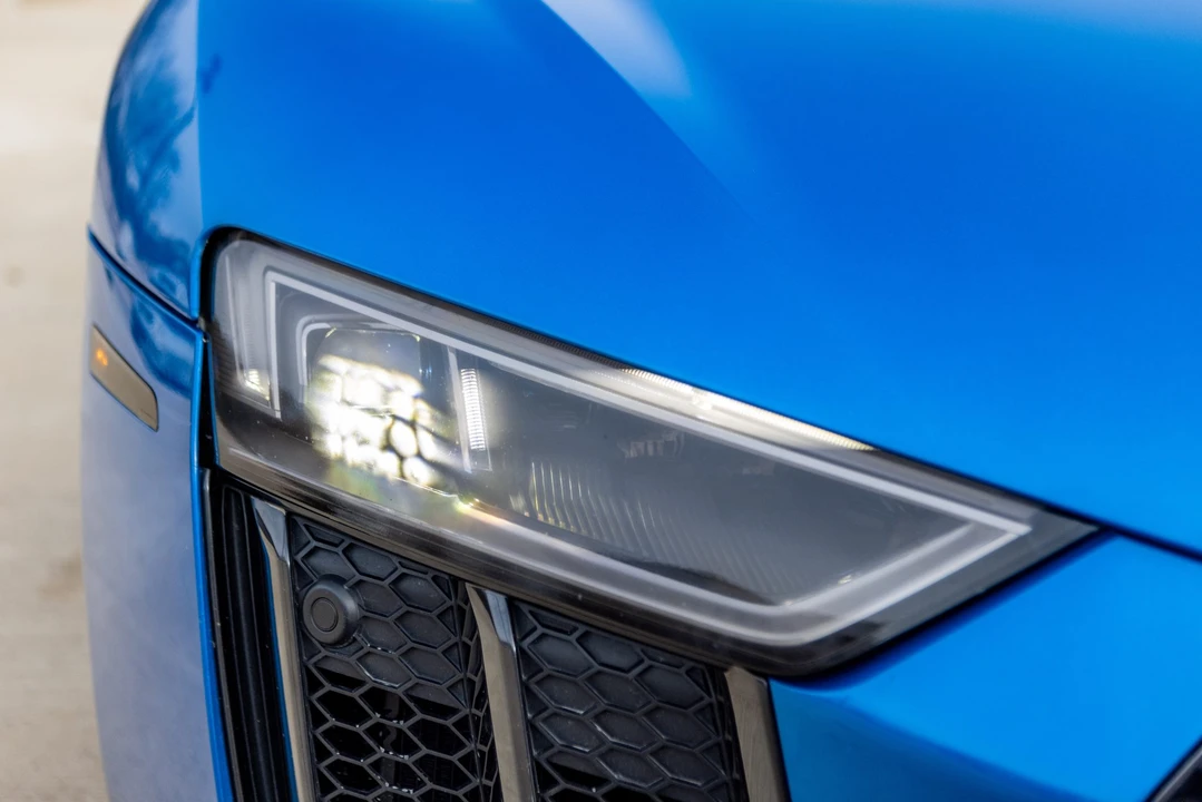 2017 Audi 4S R8 - Image 27 of 31