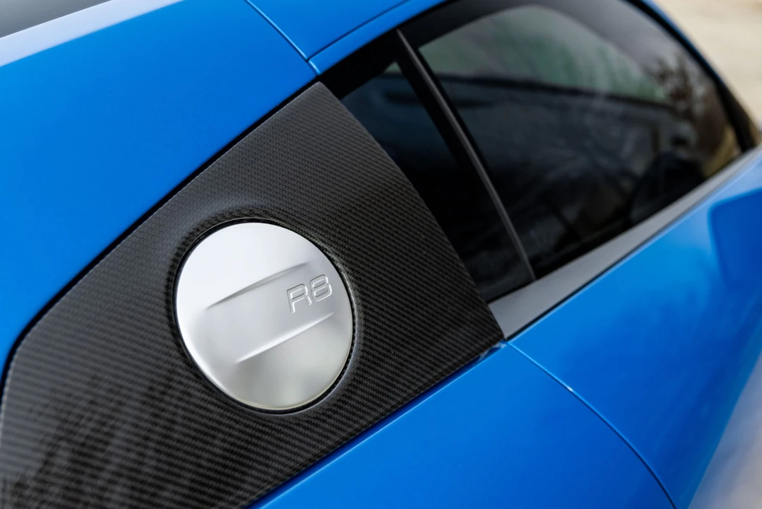 2017 Audi 4S R8 - Image 19 of 31