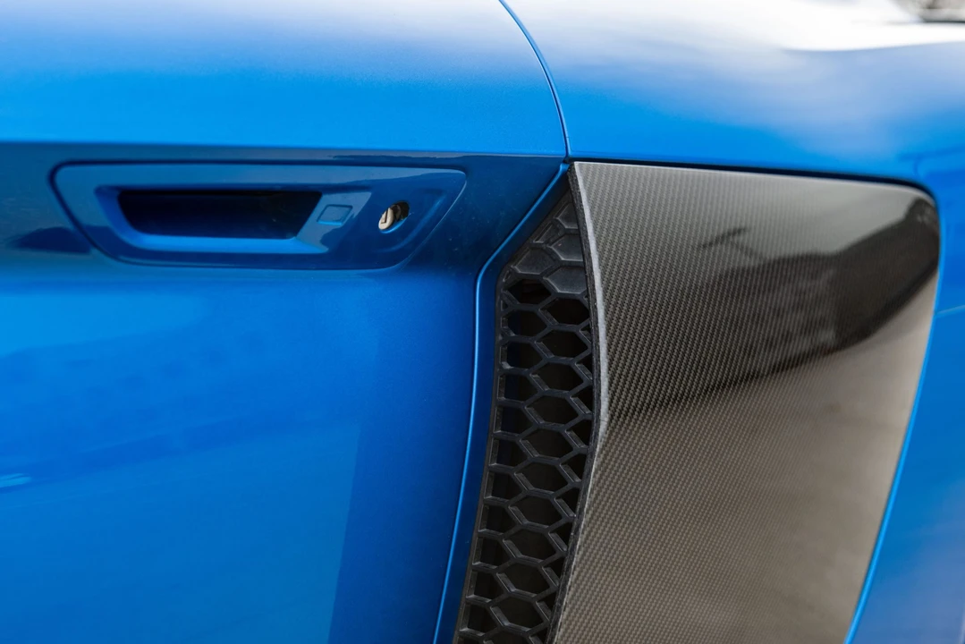 2017 Audi 4S R8 - Image 17 of 31