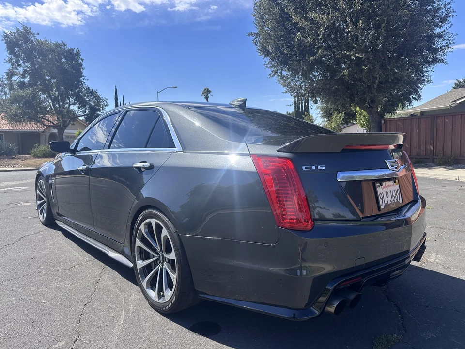 2017 Cadillac CTS-V 3rd Gen - Image 4 of 31