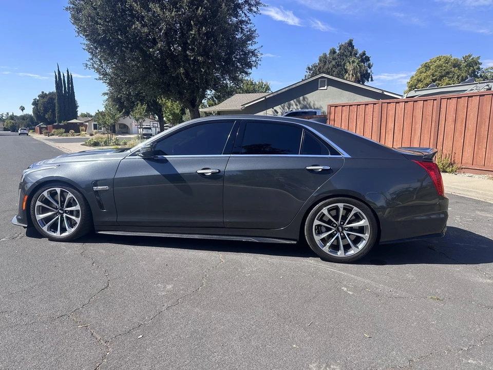 2017 Cadillac CTS-V 3rd Gen - Image 3 of 31