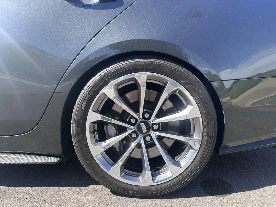 2017 Cadillac CTS-V 3rd Gen - Image 27 of 31