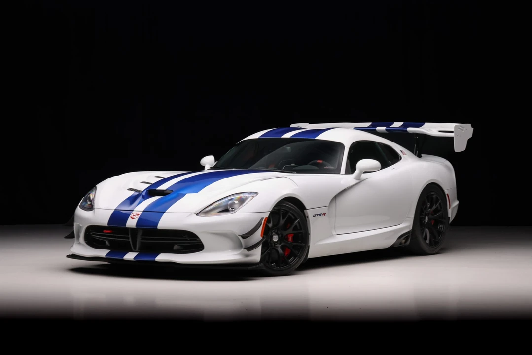 2017 Dodge Viper ACR 5th Gen - Image 2 of 31