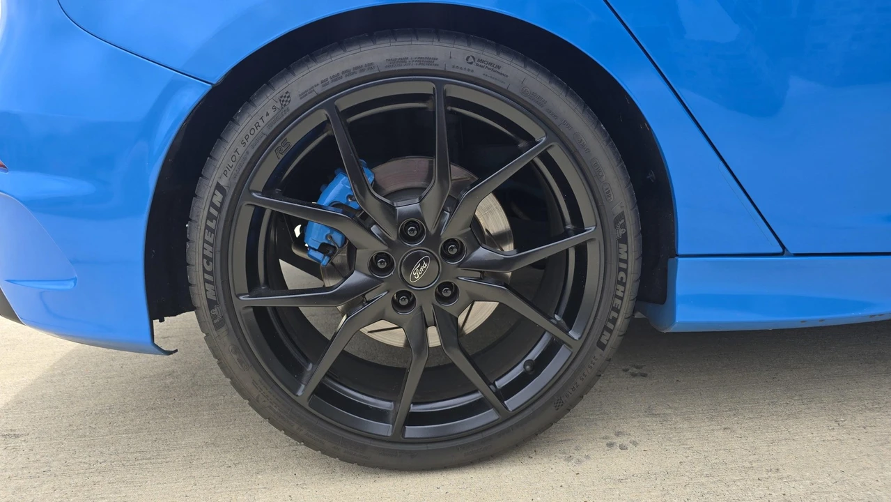 2017 Ford Focus RS 3rd Gen - Image 25 of 31