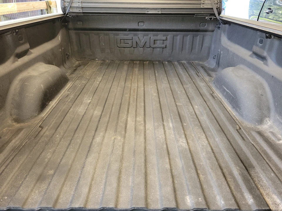 2017 GMC Sierra 4th Gen - Image 28 of 31