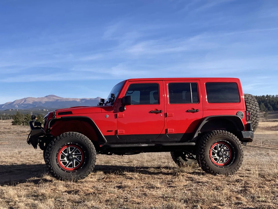2017 Jeep JK Wrangler - Image 4 of 31
