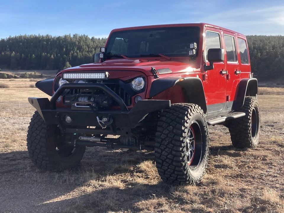 2017 Jeep JK Wrangler - Image 2 of 31