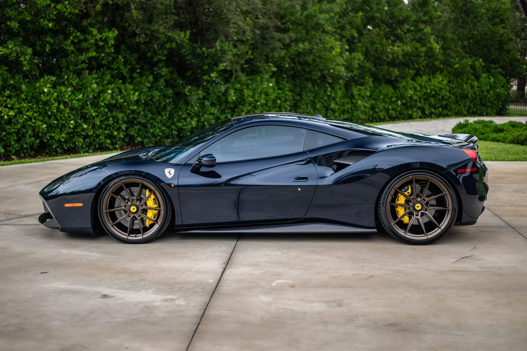 2018 Ferrari 488 GTB - Image 9 of 31
