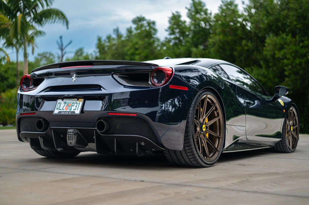 2018 Ferrari 488 GTB - Image 18 of 31