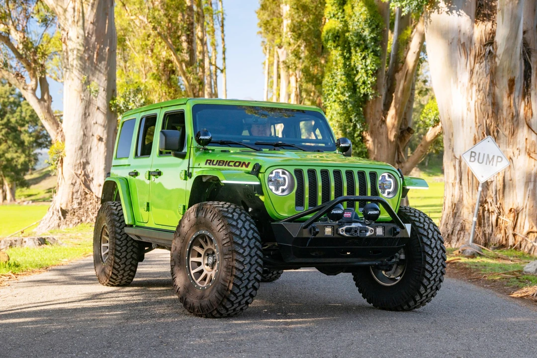 2018 Jeep JL Wrangler - Image 2 of 31