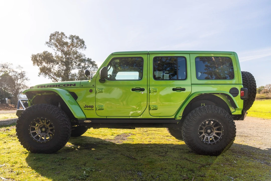 2018 Jeep JL Wrangler - Image 6 of 31