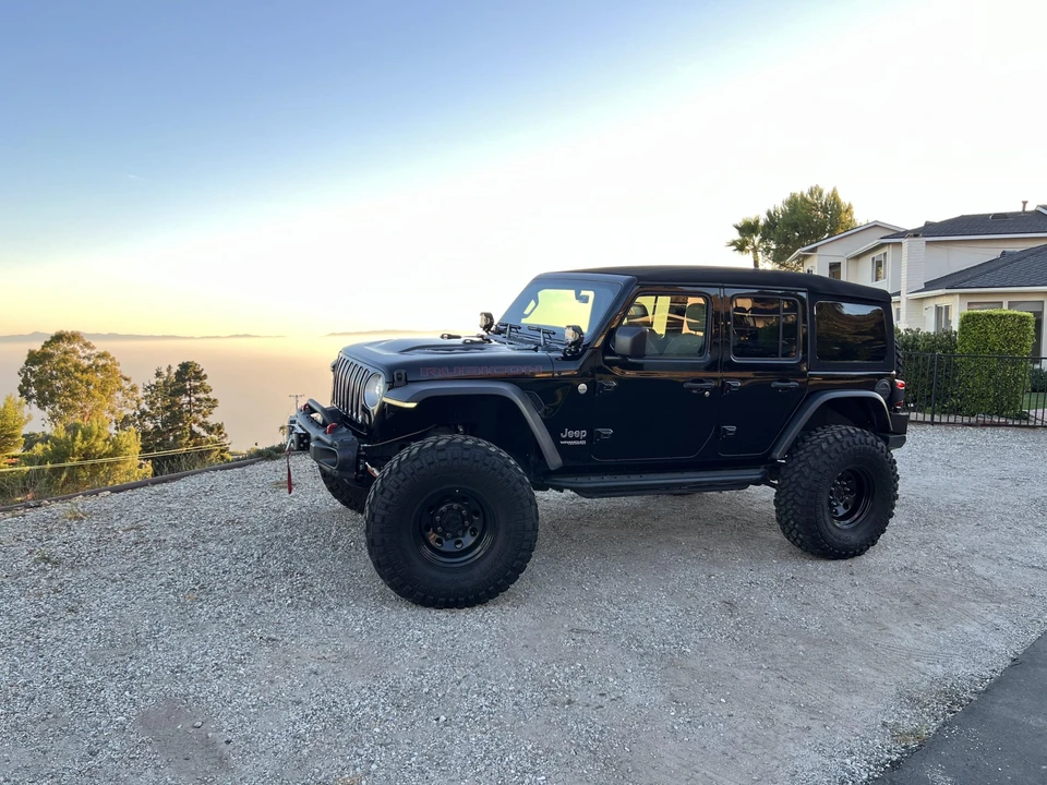 2018 Jeep JL Wrangler - Image 13 of 31