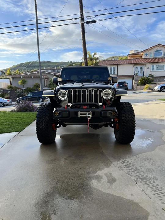 2018 Jeep JL Wrangler - Image 17 of 31