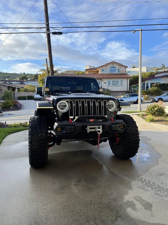 2018 Jeep JL Wrangler - Image 18 of 31