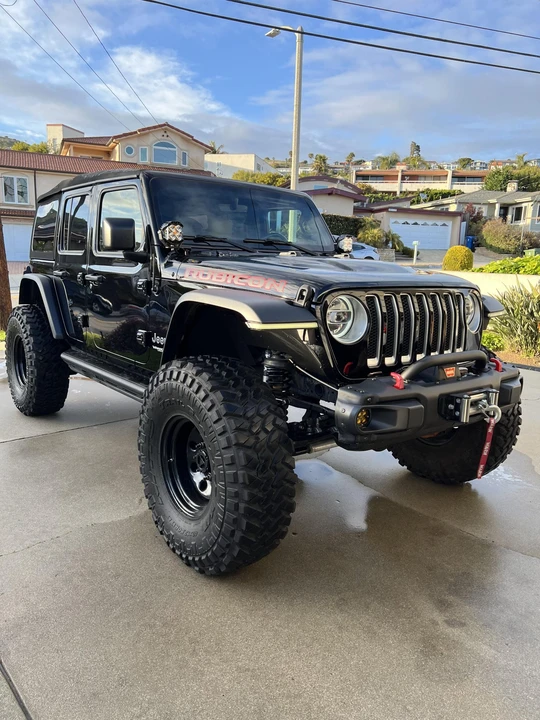 2018 Jeep JL Wrangler - Image 19 of 31
