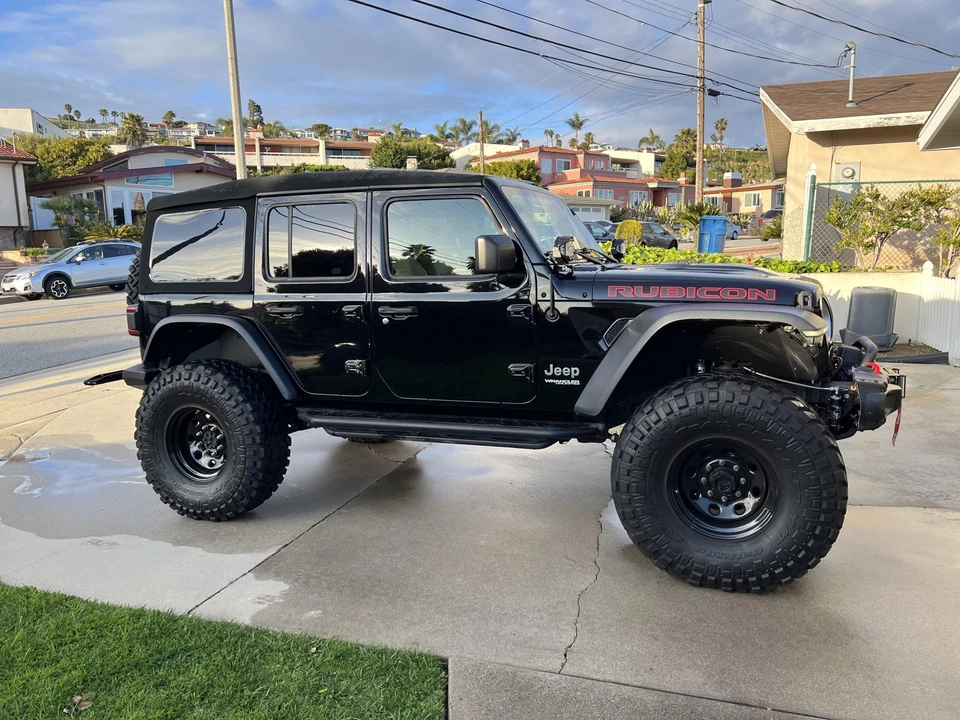 2018 Jeep JL Wrangler - Image 21 of 31