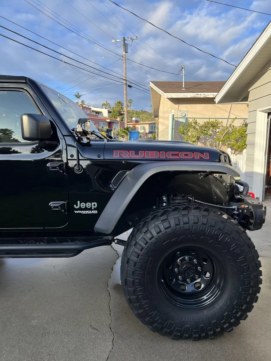 2018 Jeep JL Wrangler - Image 25 of 31