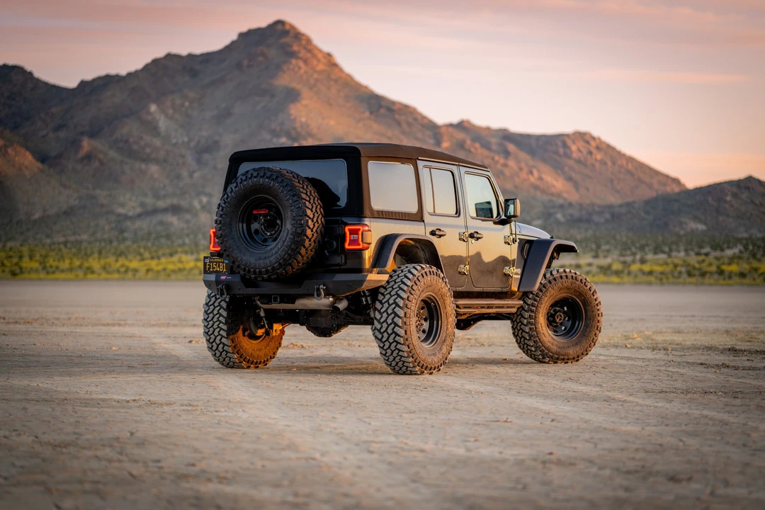 2018 Jeep JL Wrangler - Image 5 of 31