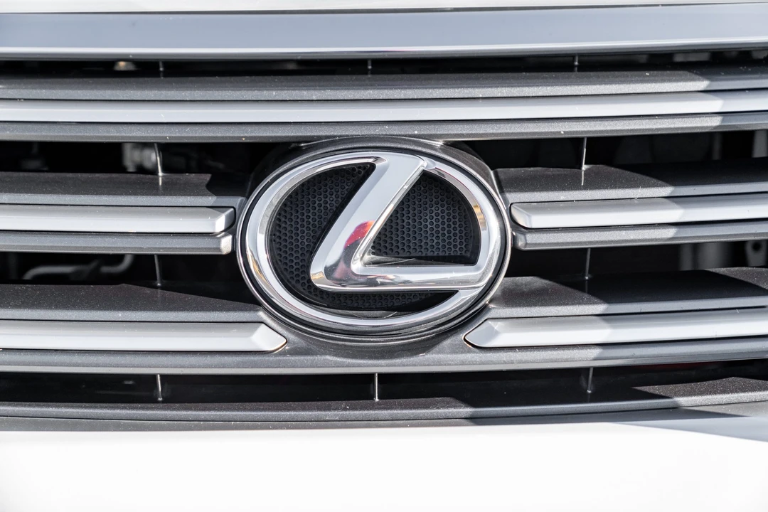 2018 Lexus GX 2nd Gen - Image 17 of 31