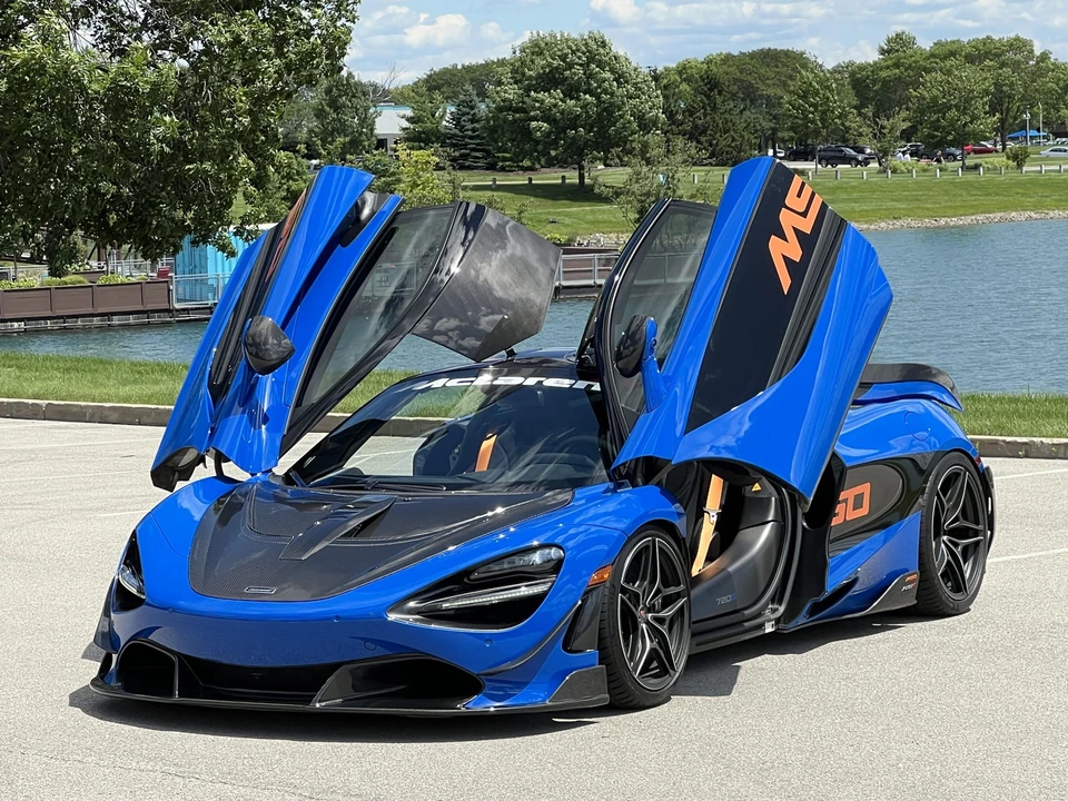 2018 McLaren 720S - Image 2 of 31