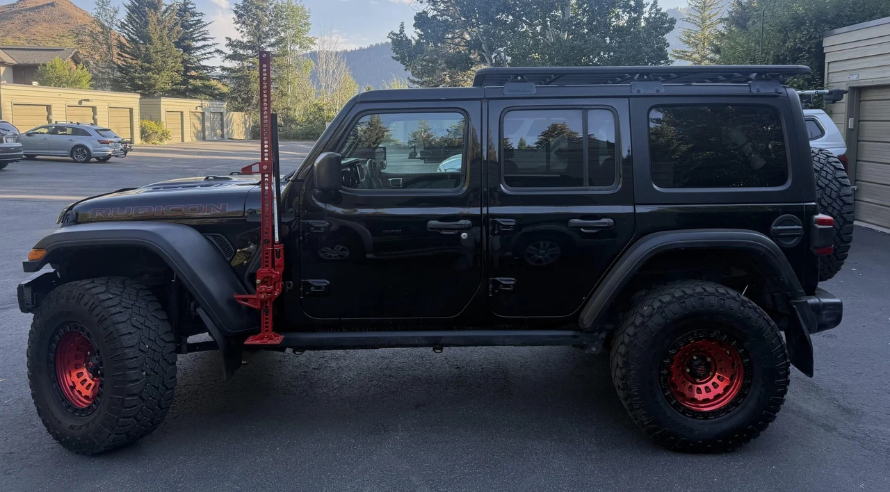 2019 Jeep JL Wrangler - Image 5 of 31