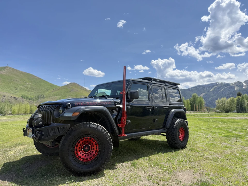 2019 Jeep JL Wrangler - Image 4 of 31