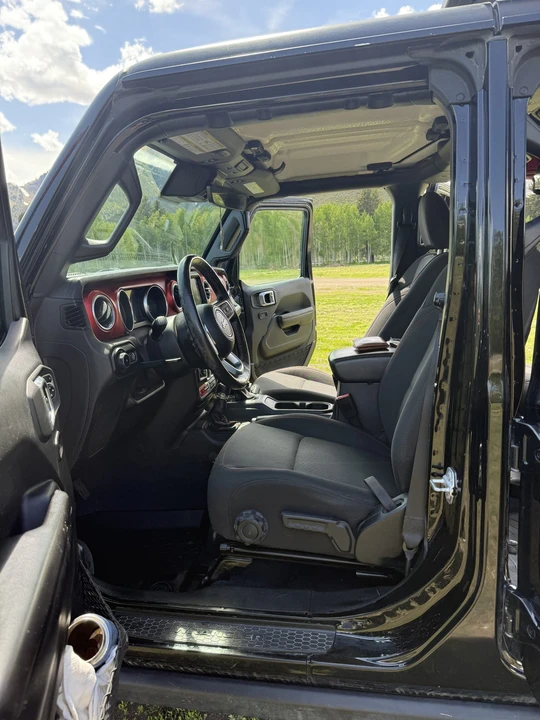 2019 Jeep JL Wrangler - Image 29 of 31