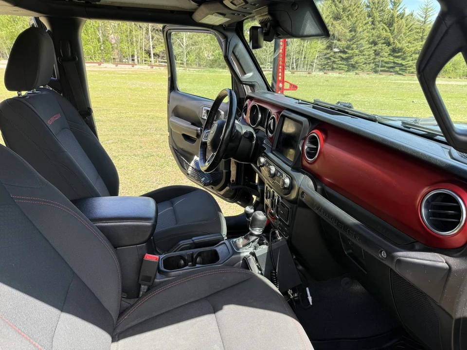2019 Jeep JL Wrangler - Image 30 of 31