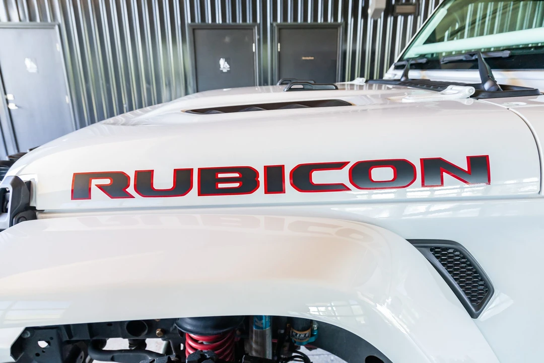 2019 Jeep JL Wrangler - Image 16 of 31