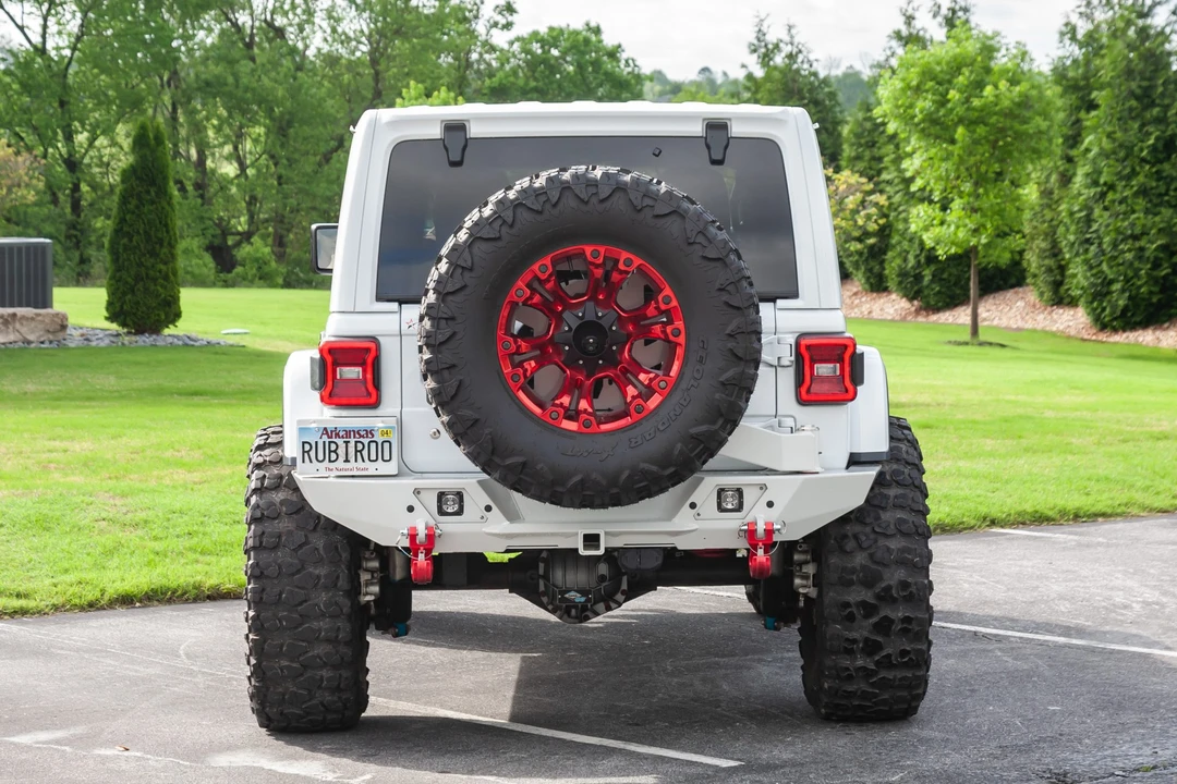 2019 Jeep JL Wrangler - Image 9 of 31