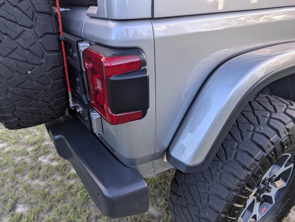 2019 Jeep JL Wrangler - Image 28 of 31