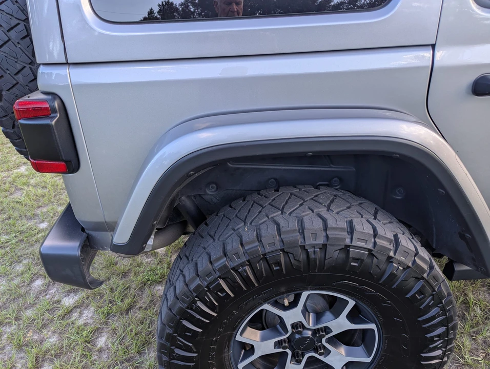 2019 Jeep JL Wrangler - Image 29 of 31