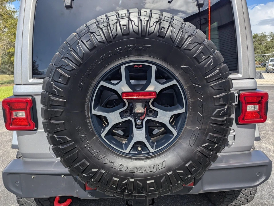 2019 Jeep JL Wrangler - Image 25 of 31