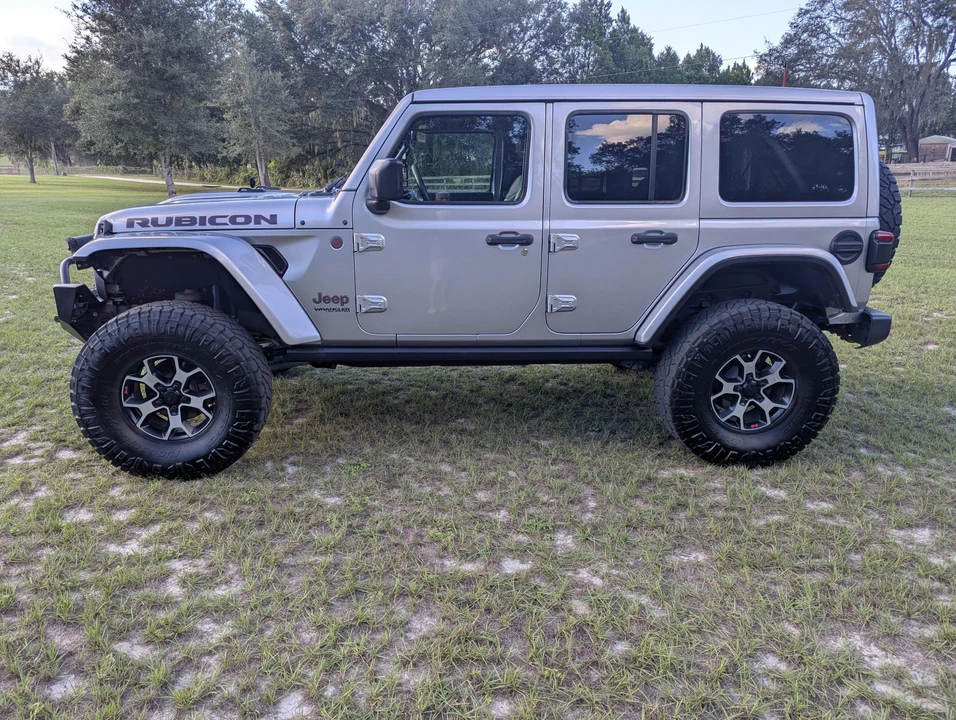 2019 Jeep JL Wrangler - Image 3 of 31