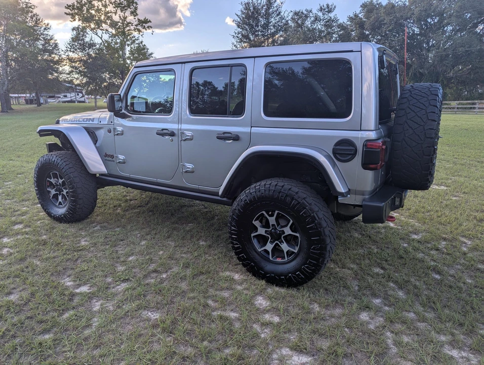 2019 Jeep JL Wrangler - Image 4 of 31